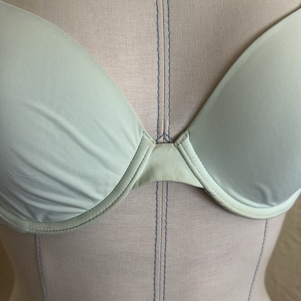 Victoria’s Secret T-Shirt Lightly Lined Full Coverage Light Blue Logo Straps Bra - Picture 2 of 8